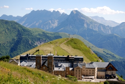 Paryż - Lourdes - La Salette - Mediolan